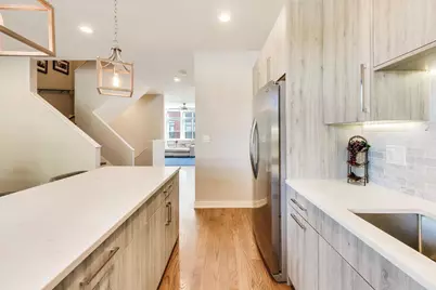 2259 W Coulter Street #4, Chicago, IL 60608 - Photo 13