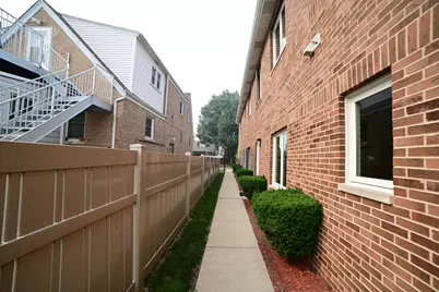 5805 W Eddy Street #1D, Chicago, IL 60634 - Photo 13