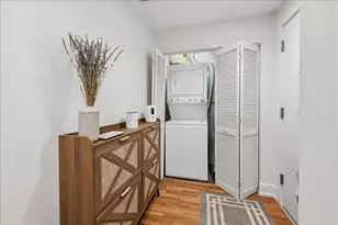 3201 W Leland Ave, Chicago, IL 60625 - Photo 11