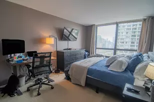 2020 N Lincoln Park W, Chicago, IL 60614 - Photo 7