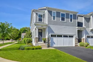 653 Riverbank Dr, Geneva, IL 60134 - Photo 1