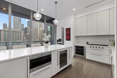 403 N Wabash Avenue #10C, Chicago, IL 60611 - Photo 11