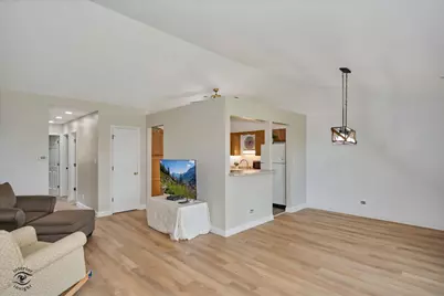 8912 W 140th Street #3L, Orland Park, IL 60462 - Photo 5
