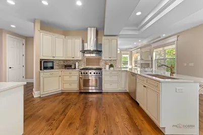 244 Clair View Court, Lake Zurich, IL 60047 - Photo 9
