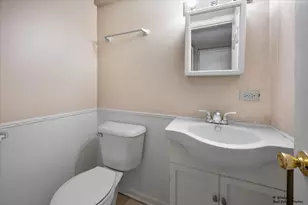 142 Ann Ct, Bartlett, IL 60103 - Photo 9