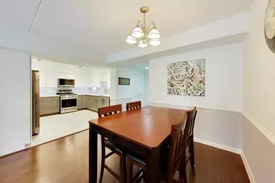 655 Perrie Drive #307, Elk Grove Village, IL 60007 - Photo 5
