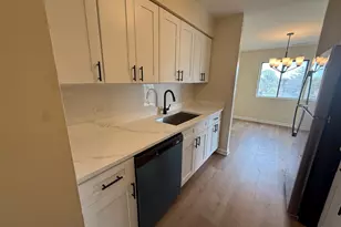 2300 N Harlem Ave, Elmwood Park, IL 60707 - Photo 9