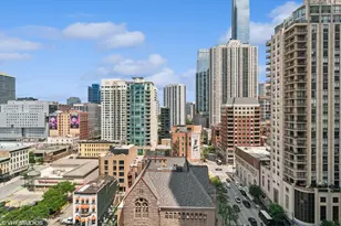 600 N Dearborn St, Chicago, IL 60654 - Photo 19