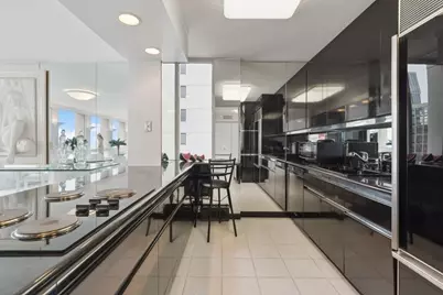 1240 N Lake Shore Drive #14A, Chicago, IL 60610 - Photo 5