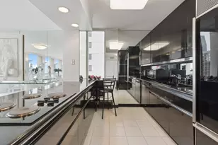 1240 N Lake Shore Dr, Chicago, IL 60610 - Photo 5