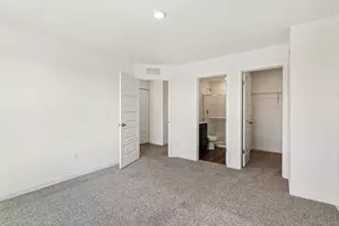 1395 Oakfield Ln, Pingree Grove, IL 60140 - Photo 17