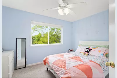 2250 Stoughton Drive, Aurora, IL 60502 - Photo 9