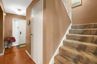 404 Bluebird Lane, Deerfield, IL 60015 - Photo 3