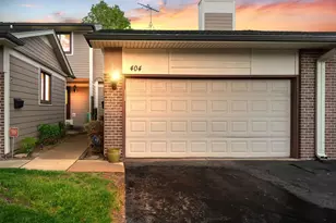 404 Bluebird Ln, Deerfield, IL 60015 - Photo 21