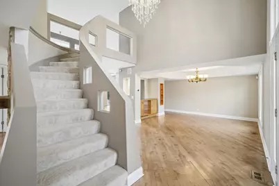 563 Dover Court, Buffalo Grove, IL 60089 - Photo 3