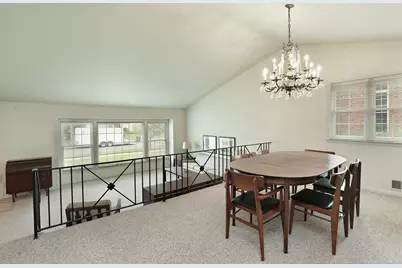 1504 Sequoia Trail, Glenview, IL 60025 - Photo 3