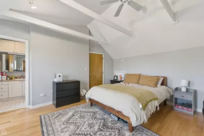 1742 W School Street, Chicago, IL 60657 - Photo 7