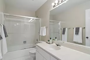 1412 Village Ct, Buffalo Grove, IL 60089 - Photo 21