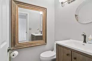 1412 Village Ct, Buffalo Grove, IL 60089 - Photo 13