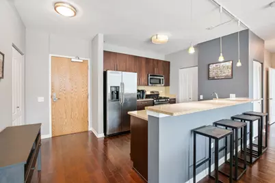 757 N Orleans Street #1412, Chicago, IL 60654 - Photo 7