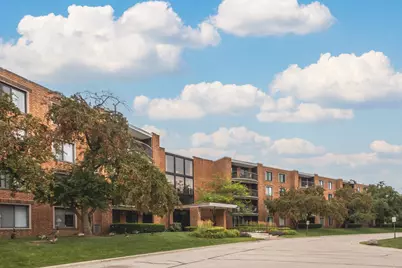 1415 E Central Road #315B, Arlington Heights, IL 60005 - Photo 1