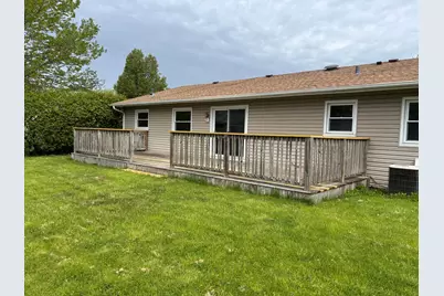 565 Gateshead Avenue S, Elk Grove Village, IL 60007 - Photo 3