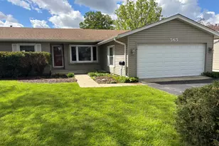 565 Gateshead Ave S, Elk Grove Village, IL 60007 - Photo 1