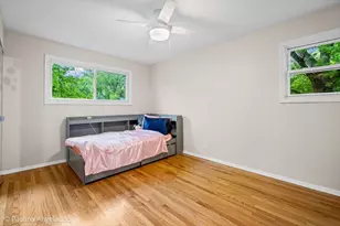 1011 W Wildwood Dr, Prospect Heights, IL 60070 - Photo 19