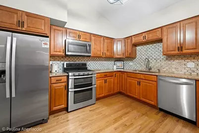 1011 W Wildwood Drive, Prospect Heights, IL 60070 - Photo 11
