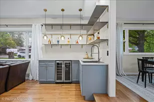 1011 W Wildwood Dr, Prospect Heights, IL 60070 - Photo 9