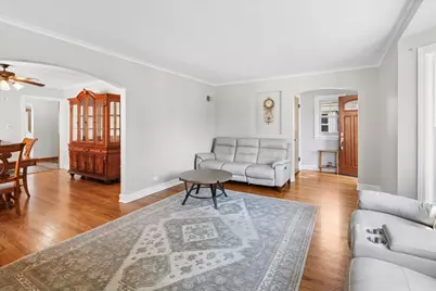 7620 W Rascher Avenue, Chicago, IL 60656 - Photo 3
