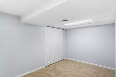 2747 Wilshire Lane, Northbrook, IL 60062 - Photo 21