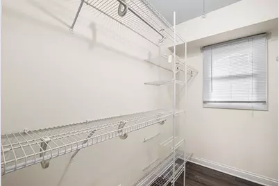 2747 Wilshire Lane, Northbrook, IL 60062 - Photo 13
