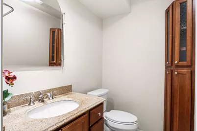 2747 Wilshire Lane, Northbrook, IL 60062 - Photo 11