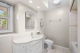 2747 Wilshire Ln, Northbrook, IL 60062 - Photo 17