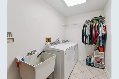 384 E Montrose Avenue, Wood Dale, IL 60191 - Photo 27