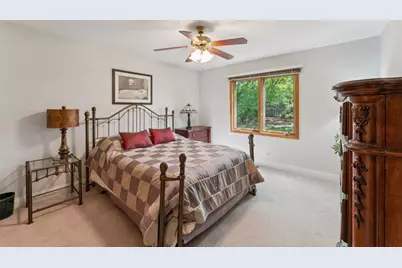 384 E Montrose Avenue, Wood Dale, IL 60191 - Photo 23