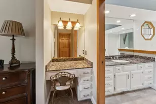 384 E Montrose Ave, Wood Dale, IL 60191 - Photo 19