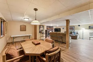 384 E Montrose Ave, Wood Dale, IL 60191 - Photo 31