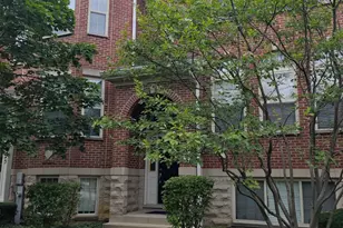 723 Prestwick Ln, Wheeling, IL 60090 - Photo 1