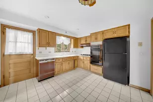 773 Madelyn Dr, Des Plaines, IL 60016 - Photo 9