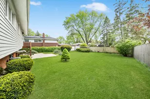 773 Madelyn Dr, Des Plaines, IL 60016 - Photo 19