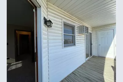 1375 NW Cunat Court #3B, Lake in the Hills, IL 60156 - Photo 11