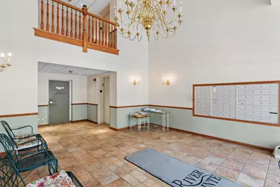 650 S River Road #301, Des Plaines, IL 60016 - Photo 3