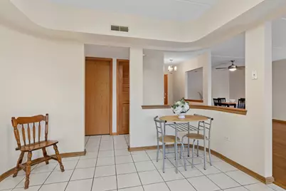 650 S River Road #301, Des Plaines, IL 60016 - Photo 9