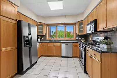 650 S River Road #301, Des Plaines, IL 60016 - Photo 7