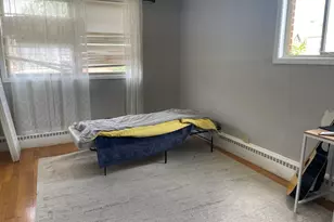2245 W Farwell Ave, Chicago, IL 60645 - Photo 11