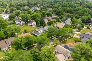 431 Newport Dr, Naperville, IL 60565 - Photo 31