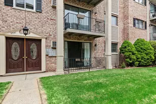5331 N Delphia Ave, Chicago, IL 60656 - Photo 1