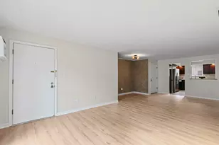 5331 N Delphia Ave, Chicago, IL 60656 - Photo 7